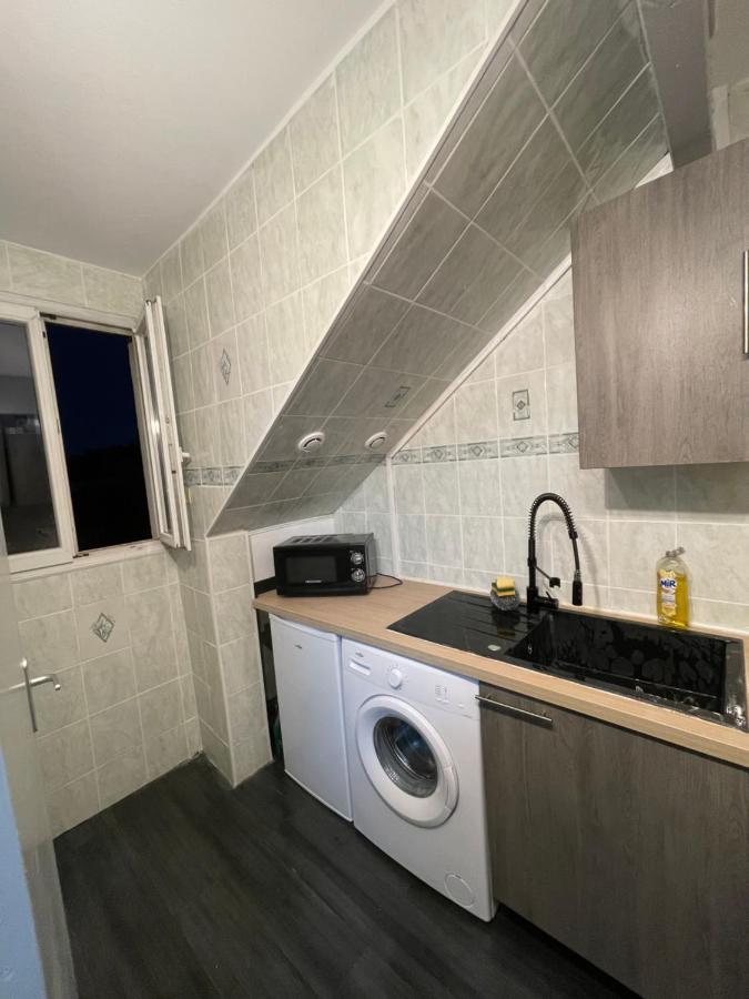 Charmant Logement Proche Disneyland Paris Parking Lagny Kültér fotó