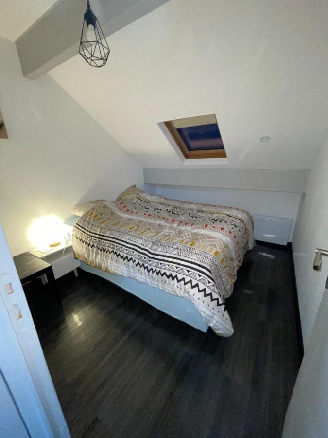 Charmant Logement Proche Disneyland Paris Parking Lagny Kültér fotó